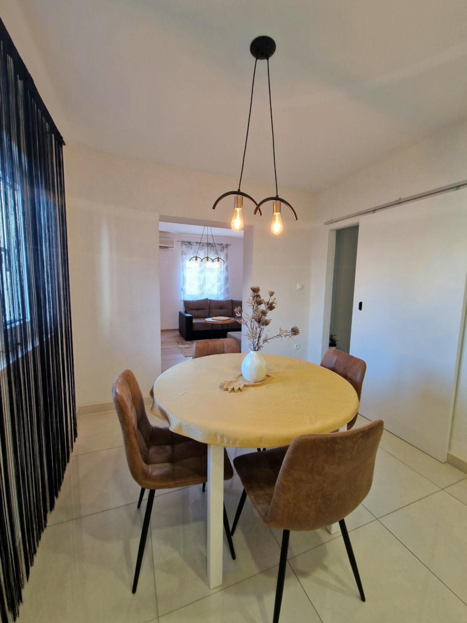 2 Bedroom Apartment Ljubica Sinj Eksteriør billede