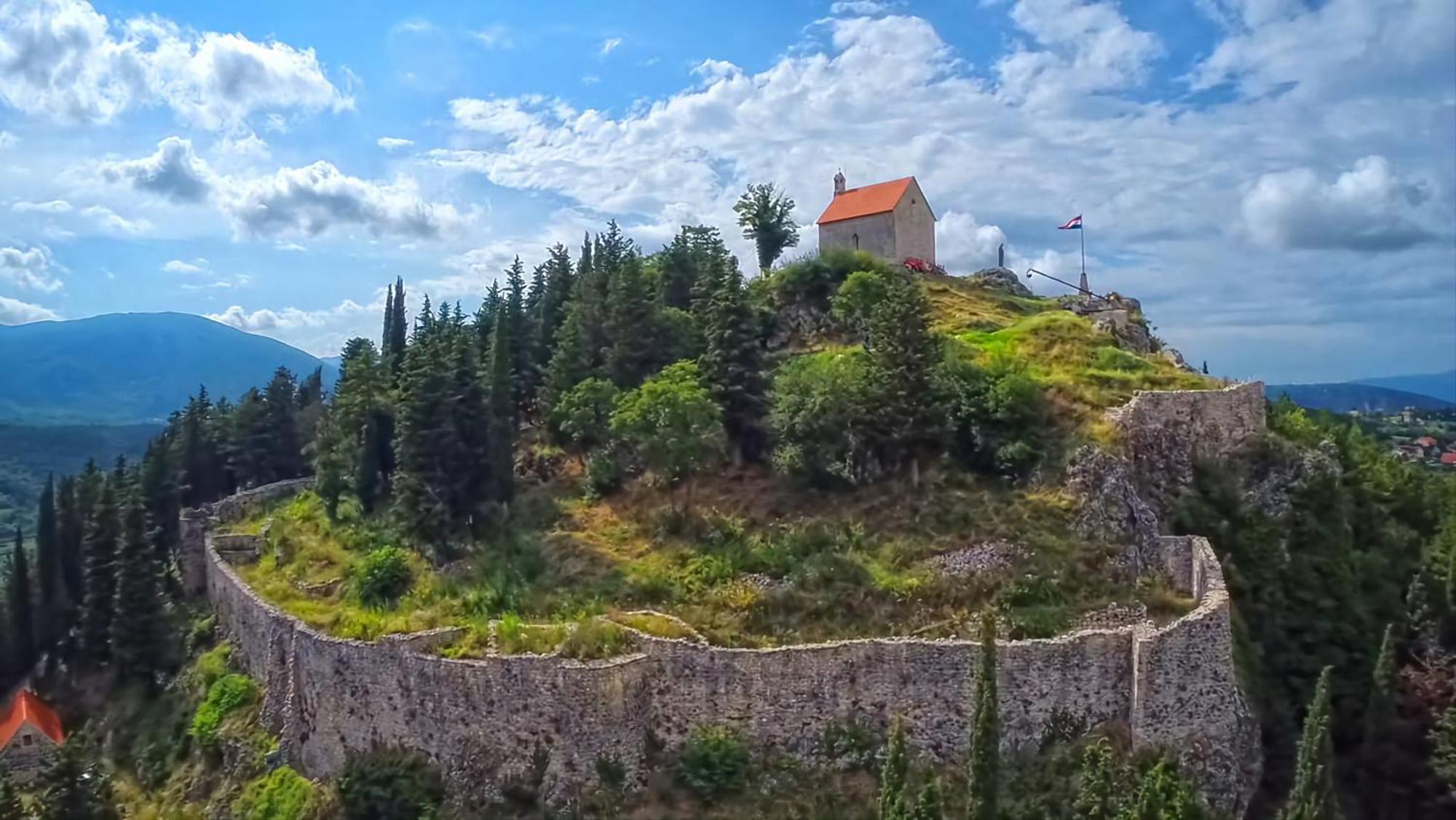 2 Bedroom Apartment Ljubica Sinj Eksteriør billede